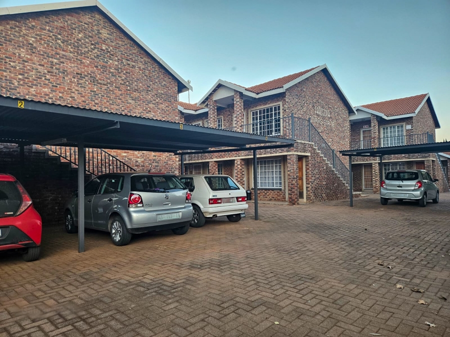 1 Bedroom Property for Sale in Die Bult North West